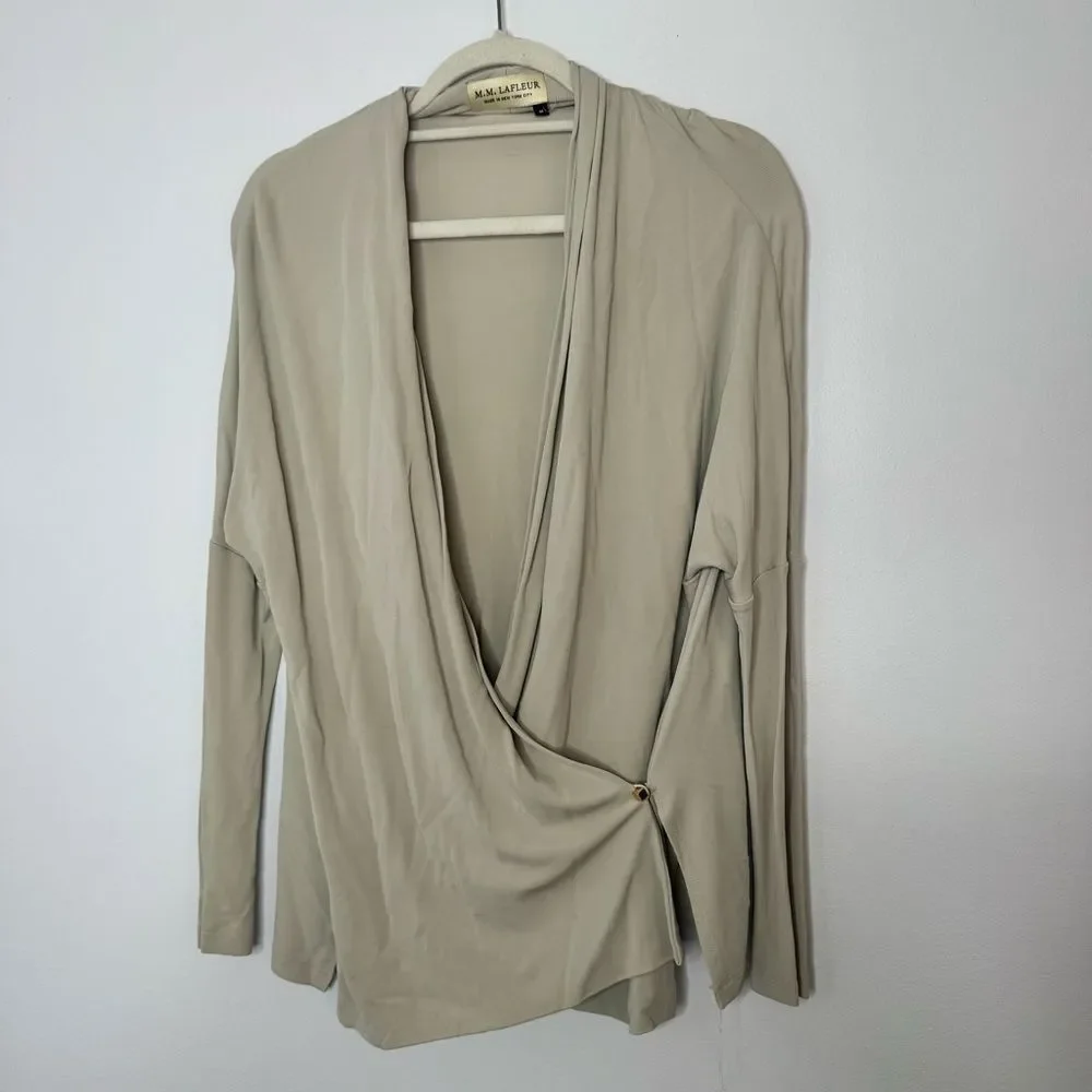 MM Lafleur faux wrap blouse in light beige size medium - Picture 2 of 7